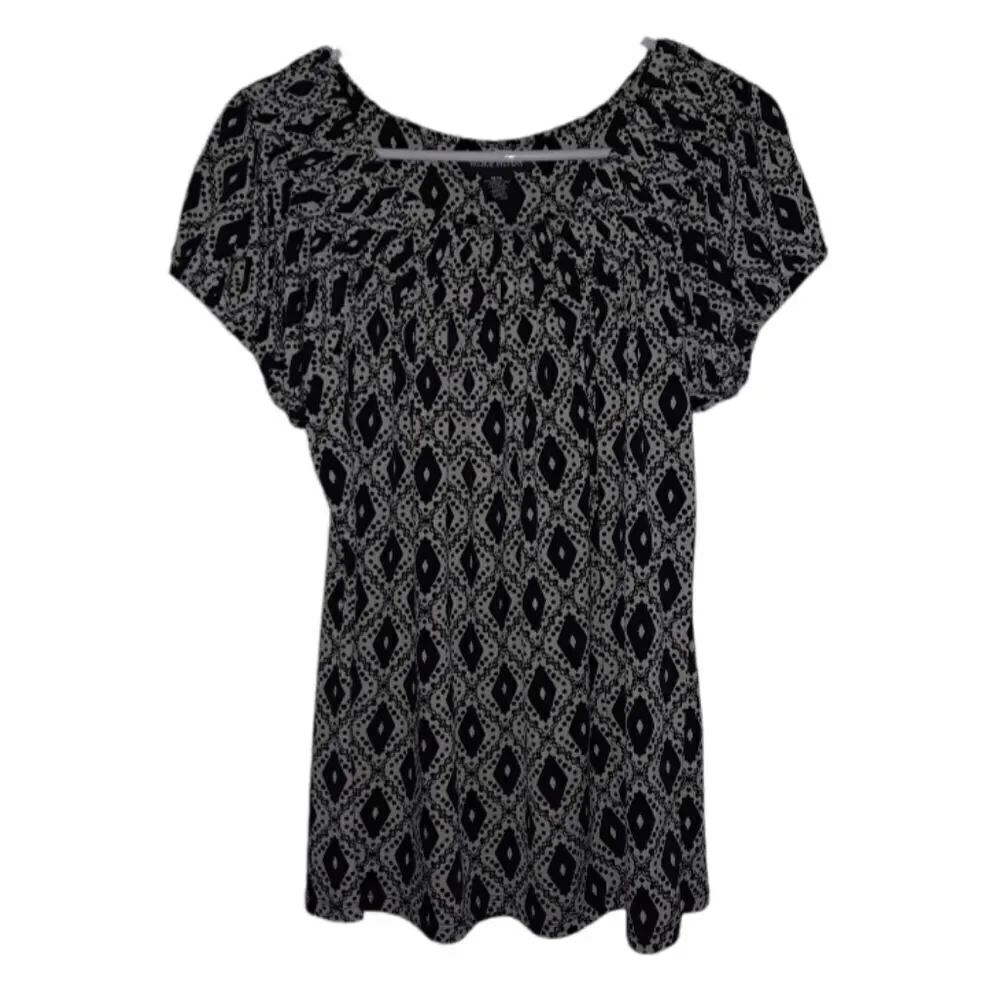 Valerie Stevens Short Sleeve Blouse